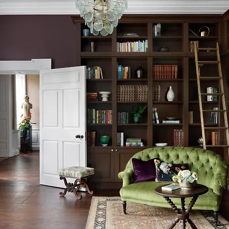 Dripsey Castle Estate * コーク