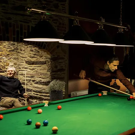 Dripsey Castle Estate * コーク